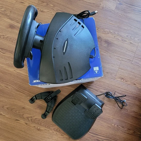 Thrustmaster T80 Racing Wheel Set- PS5, PS4, PS3, & PC (windows) - Picture 7 of 7